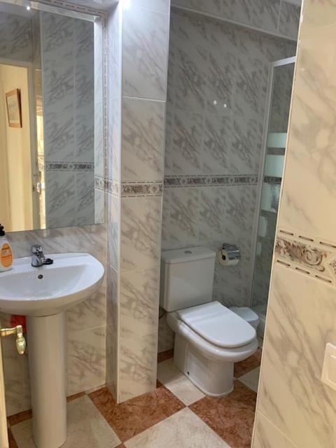 Edif Casablanca Apartment เนร์คา ภายนอก รูปภาพ