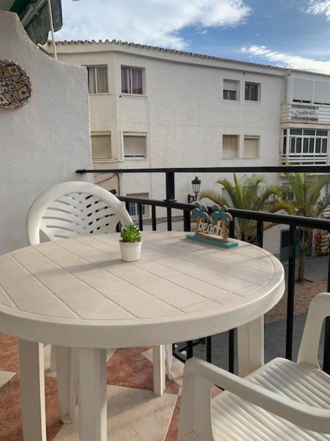 Edif Casablanca Apartment เนร์คา ภายนอก รูปภาพ
