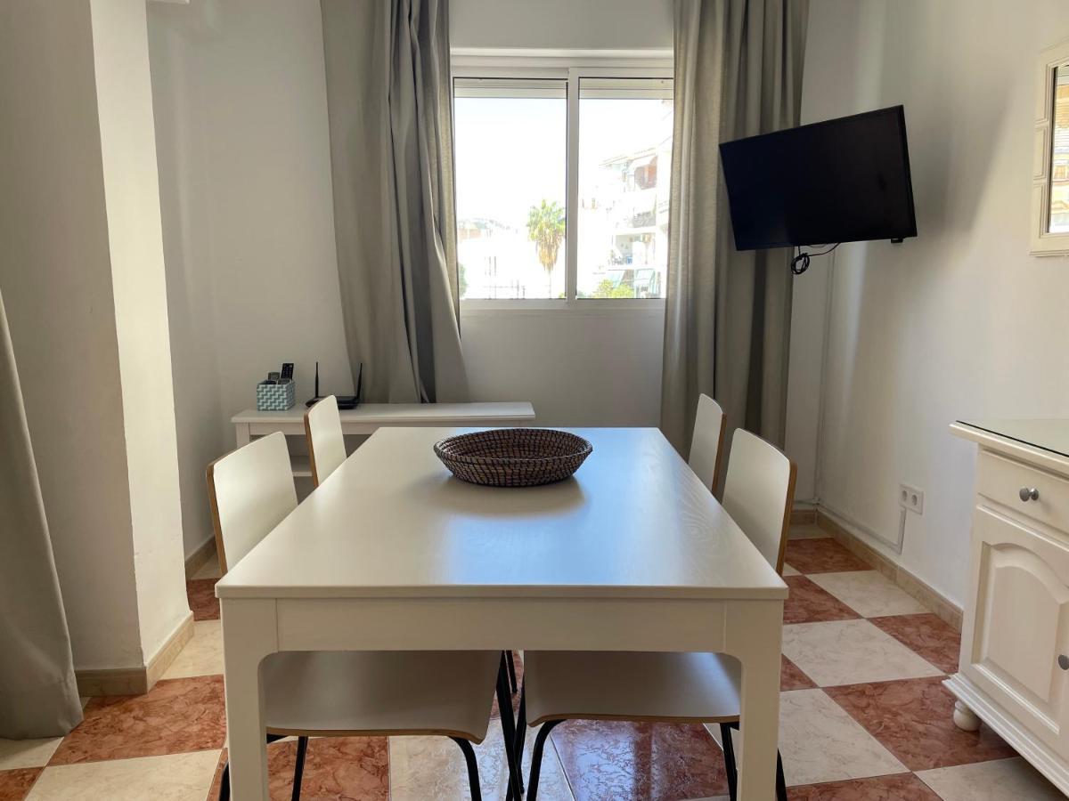 Edif Casablanca Apartment เนร์คา ภายนอก รูปภาพ