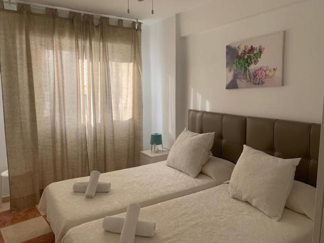 Edif Casablanca Apartment เนร์คา ภายนอก รูปภาพ